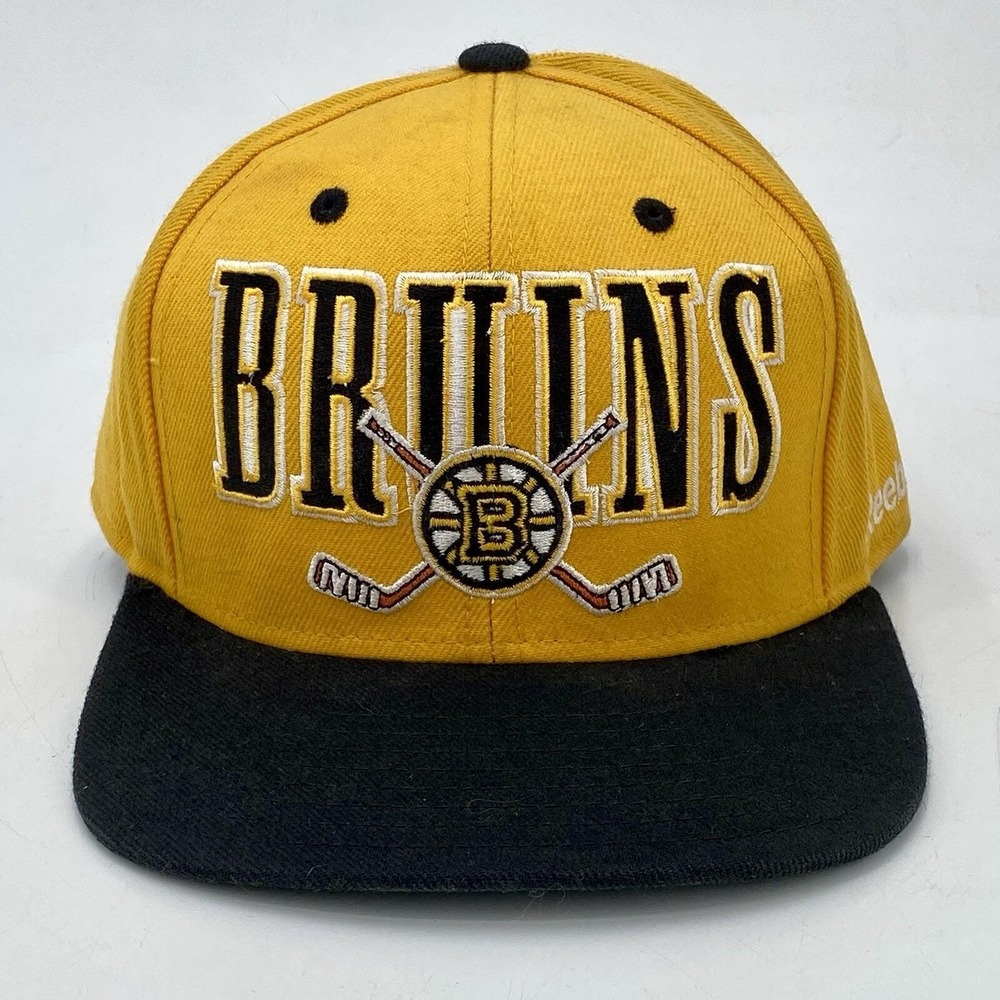 Boston Bruins NHL Flat Brim Snapback Hat Embroidered Spellout Logo‎ Rebook